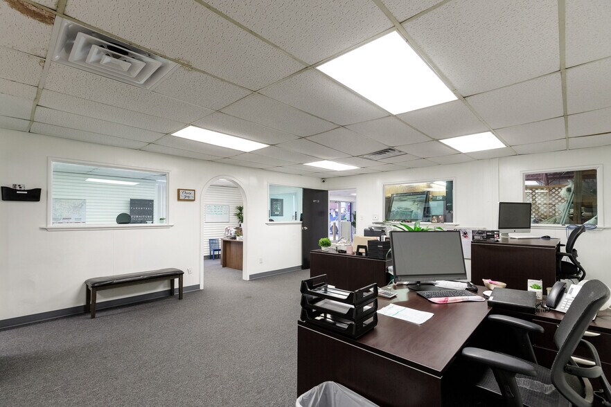 More Photos Of 3701 Apollo Rd, Corpus Christi Warehouse For Sale