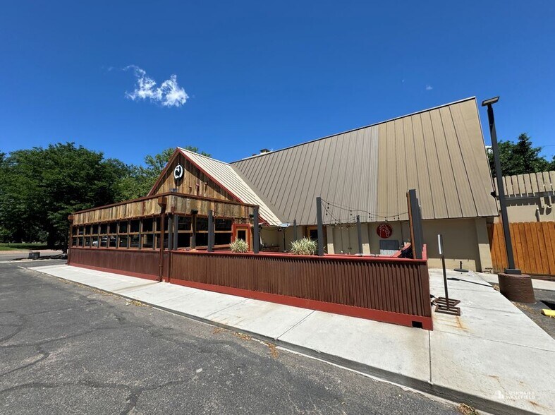 More Photos Of 1002 S College Ave, Fort Collins Restaurant For Lease