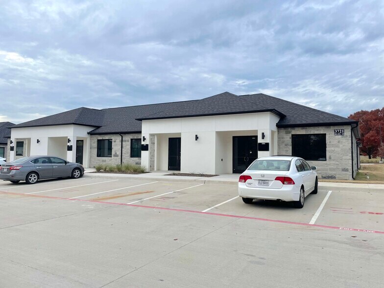 More Photos Of 3721 S Stonebridge Dr, McKinney Unknown For Lease