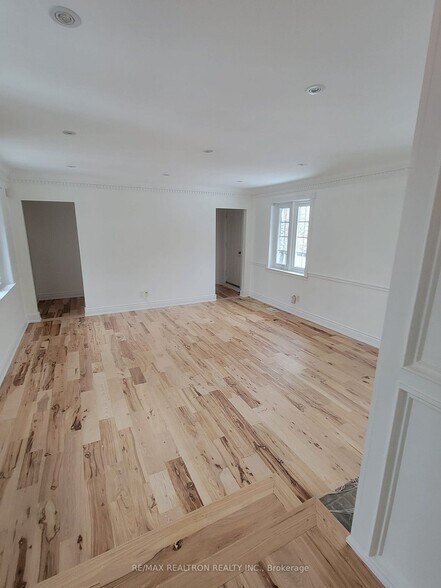 More Photos Of 16003 Yonge St, Aurora Land For Sale