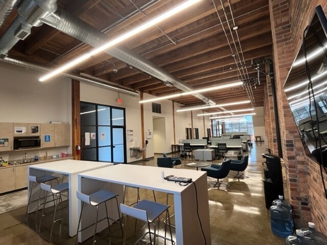 More Photos Of 1816 Walnut St, Kansas City Office For Lease