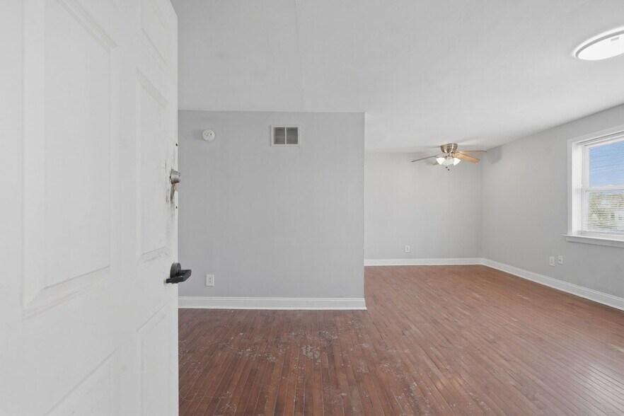 More Photos Of 230 E Sharpnack St, Philadelphia Multifamily For Sale