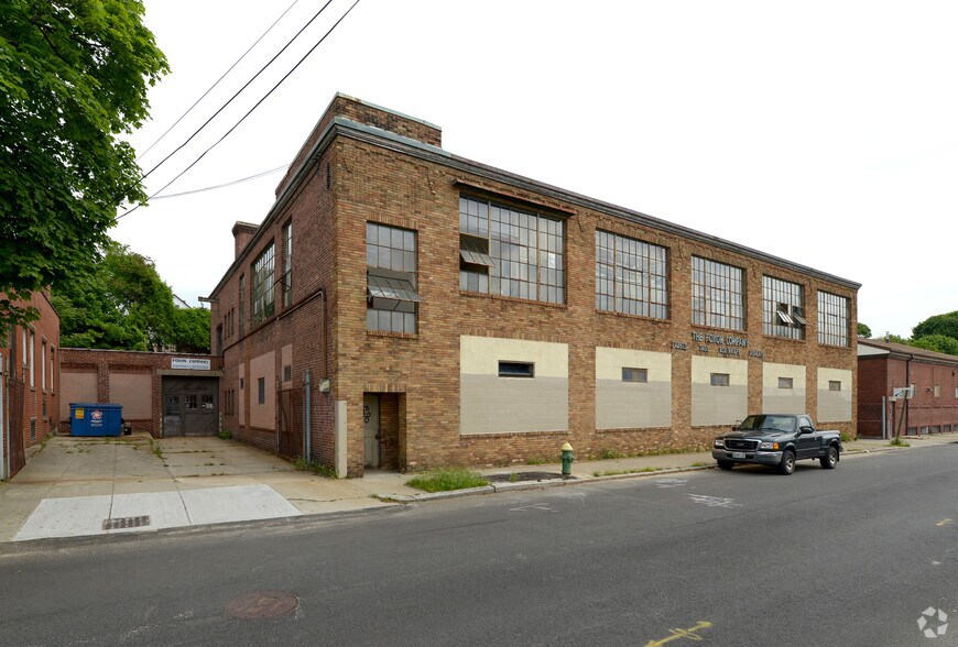 More Photos Of 233-241 W Park St, Providence Research And Development For Lease