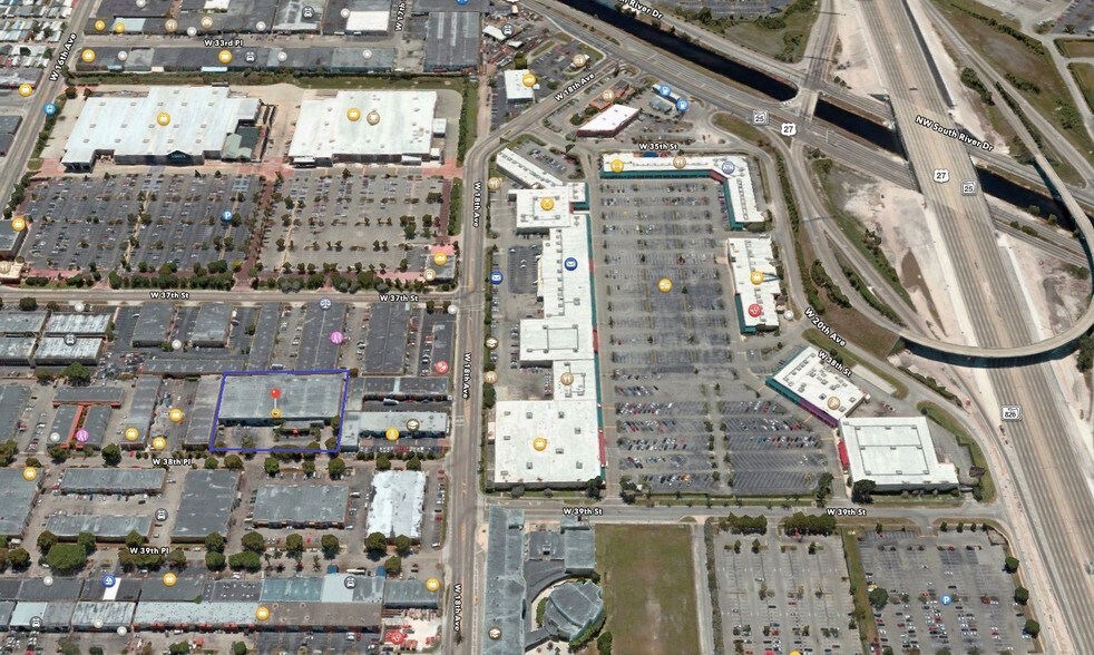 More Photos Of 1730 W 38th Pl, Hialeah Manufacturing For Lease