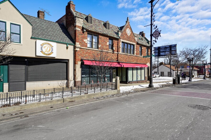 More Photos Of 2022-2026 W 95th St, Chicago Office Residential For Sale