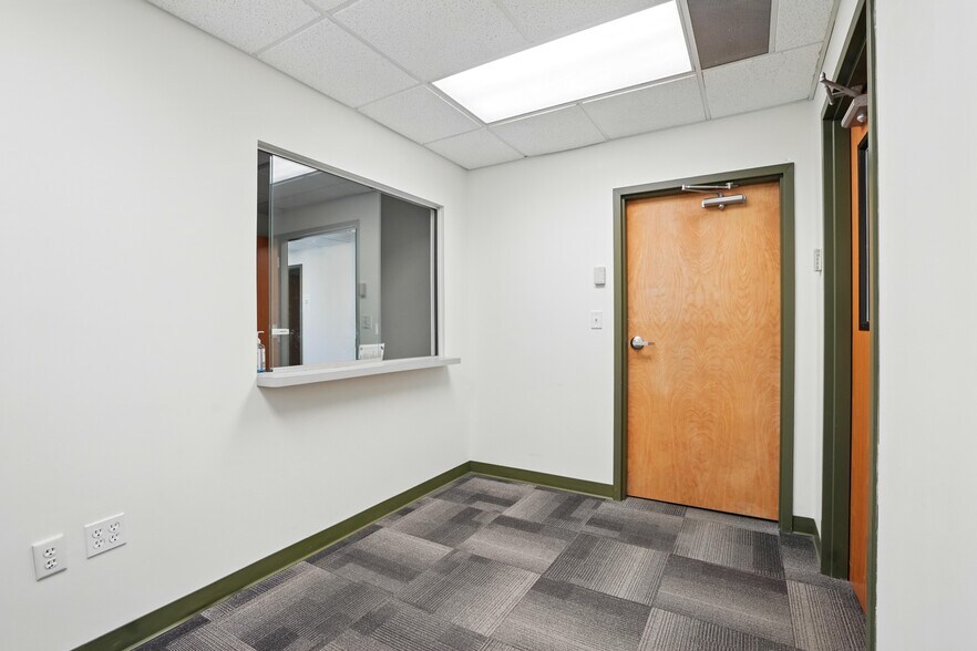 More Photos Of 91 Washington St, Taunton Medical For Lease