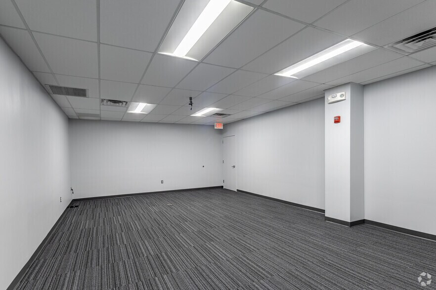 More Photos Of 600 Parsippany Rd, Parsippany Office For Sale