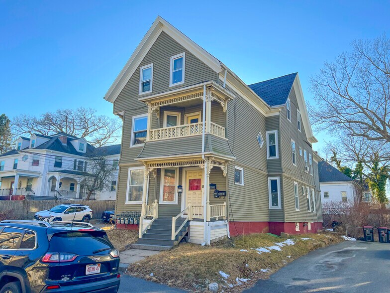 More Photos Of 127 Newbury St, Brockton Apartments For Sale