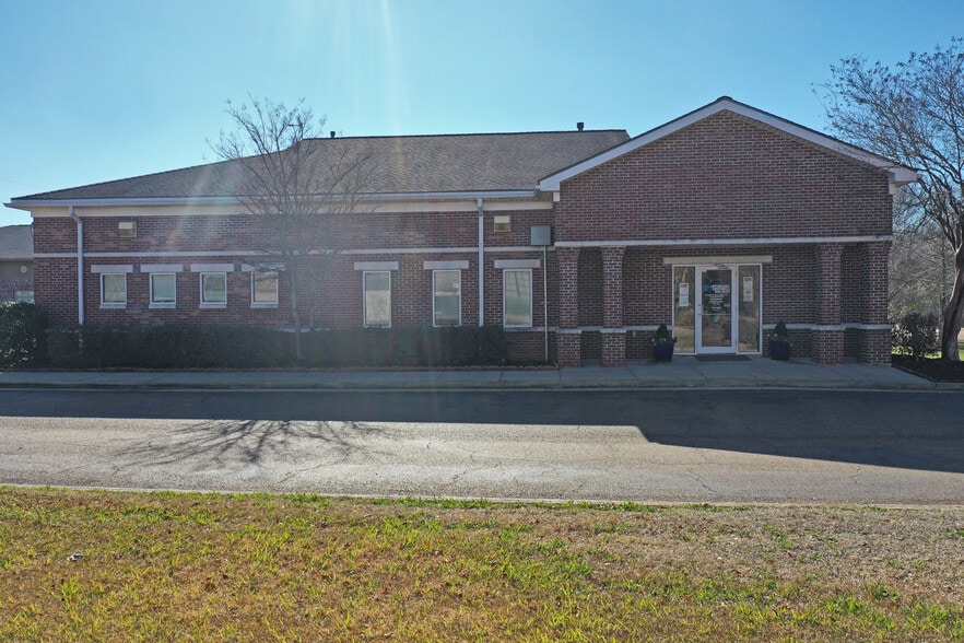 More Photos Of 128 River View Dr, Flowood Medical For Sale