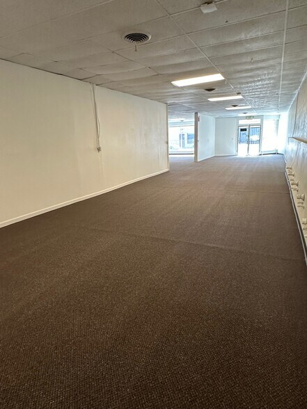 More Photos Of 338-340 N California St, Stockton Storefront For Lease