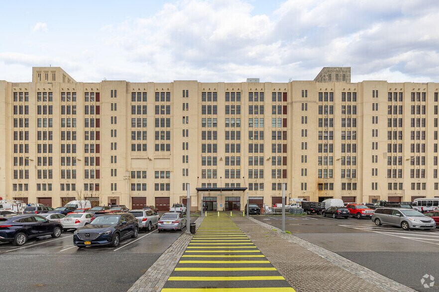 More Photos Of 140 58th St, Brooklyn Manufacturing For Lease