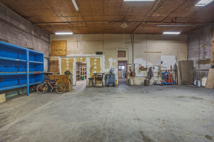 More Photos Of 391 Wine Country Rd, Prosser Freestanding For Sale