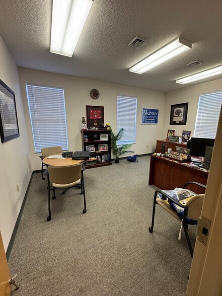 More Photos Of 4589 Oleander Dr, Myrtle Beach Office For Sale