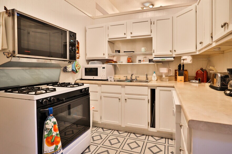 More Photos Of 3955 Blackburn Rd, Edwardsville Land For Sale