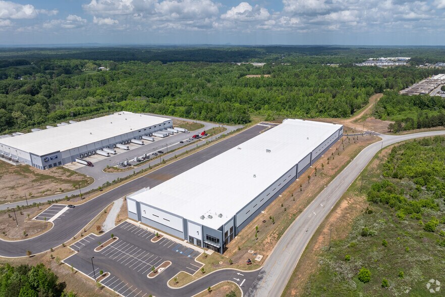More Photos Of 1316 Steven B. Tanger Blvd, Commerce Distribution For Lease