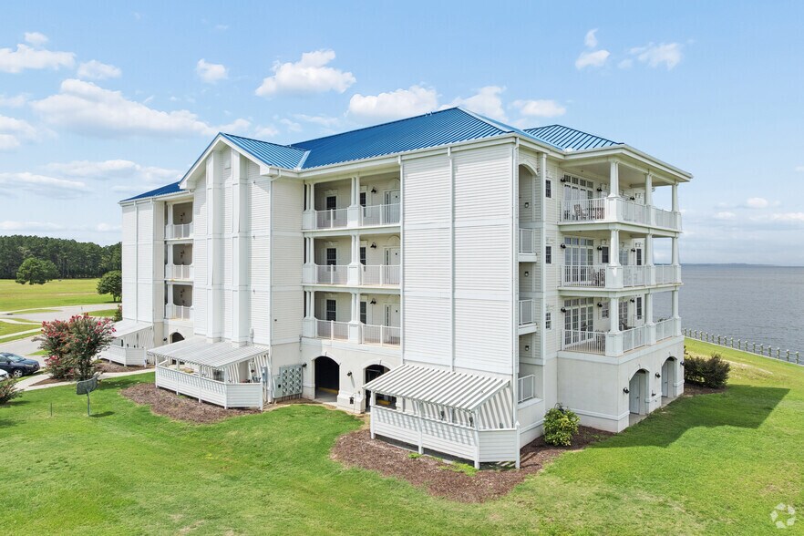 More Photos Of 231 Waterside Dr, Roper Apartments For Sale