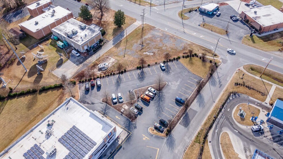 More Photos Of 3300 N Main St, High Point Land For Sale