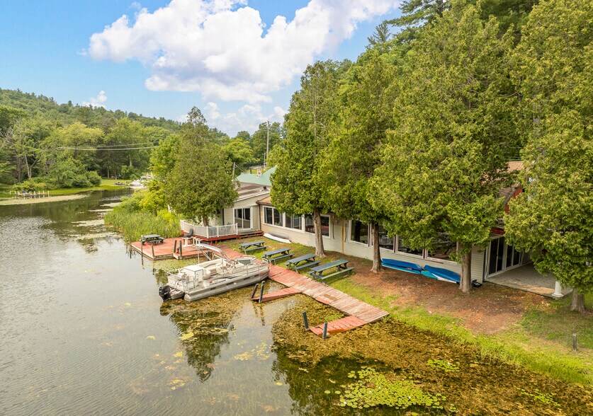 More Photos Of 42 Queechy Lake Dr, Canaan Restaurant For Sale