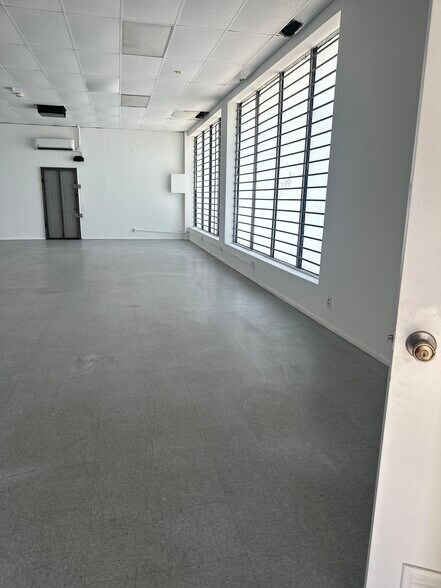 More Photos Of 5498 W Mission Blvd, Ontario Industrial For Sale