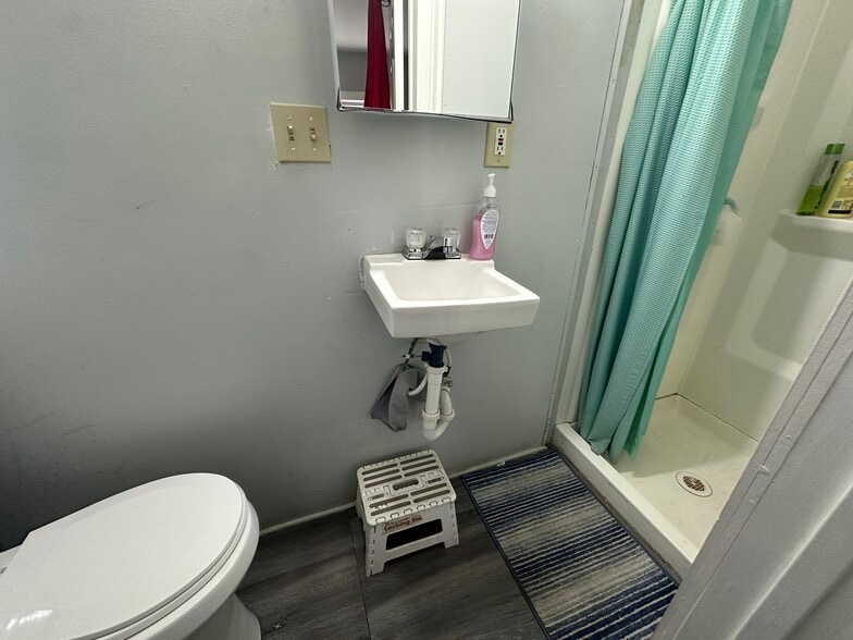 More Photos Of 75 Clark St, New Britain Apartments For Sale