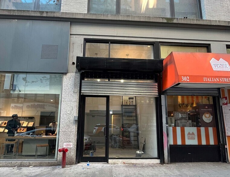 More Photos Of 302 W 37th St, New York Office For Lease