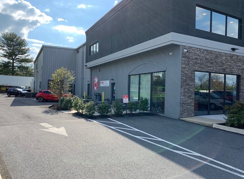 More Photos Of 2395 Lancaster Pike, Reading Coworking Space