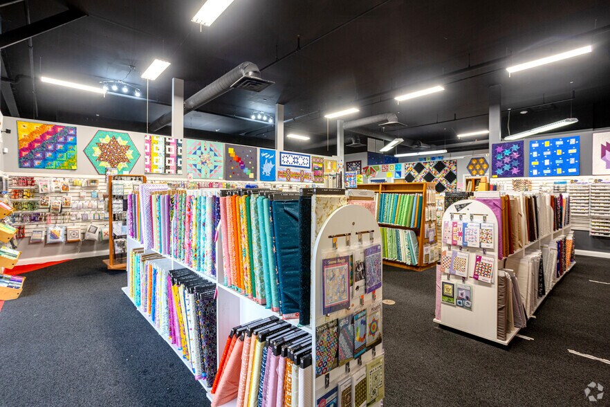 More Photos Of 4371-4401 Old Harrodsburg Rd, Lexington Unknown For Lease