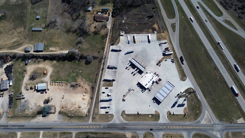 More Photos Of 1951 S Magnolia Ave, Luling Land For Sale