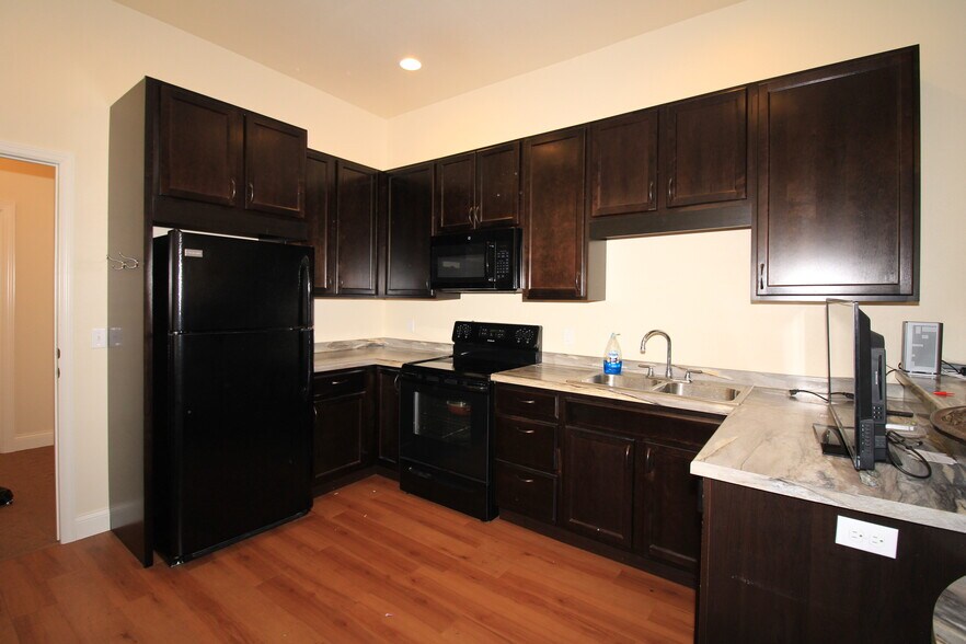 More Photos Of 11 S Main St S, Crosby Apartments For Sale
