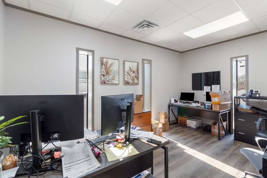 More Photos Of 8733 N State Highway 6, Bryan Industrial For Lease