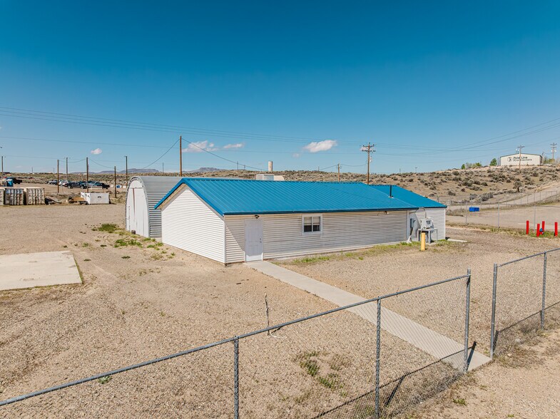 More Photos Of 824 Poplar St, Carlin Industrial For Sale