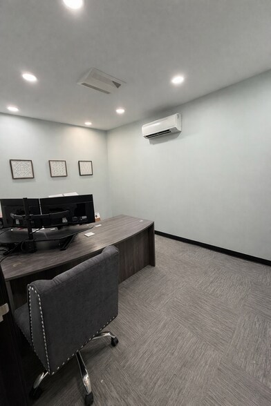 More Photos Of 1394 Alpha dr, Mcminnville Light Distribution For Lease