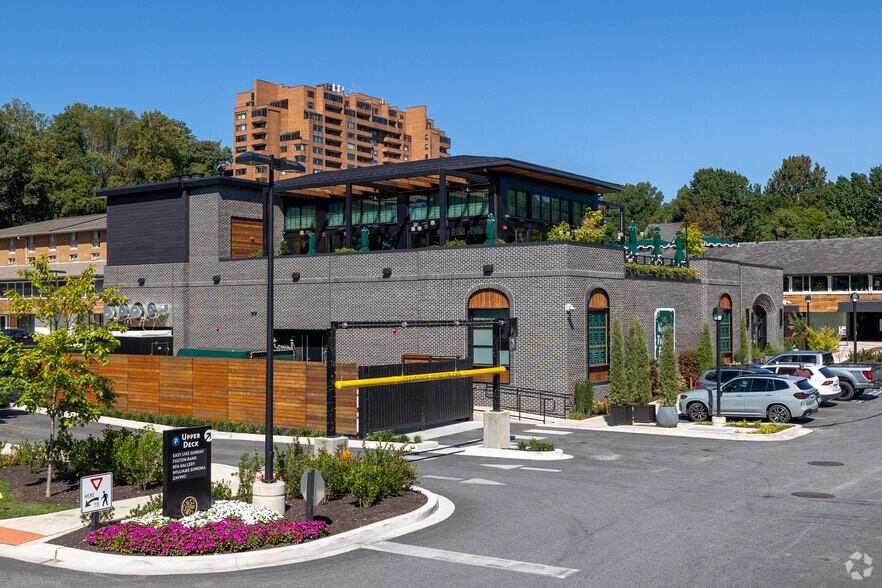 Primary Photo Of 5100 Falls Rd, Baltimore General Retail For Lease