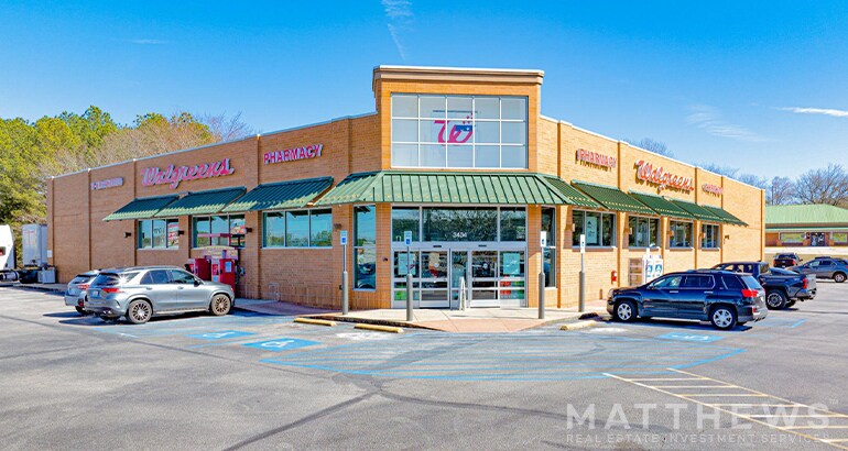 Primary Photo Of 3434 Rainbow Dr, Rainbow City Drugstore For Sale