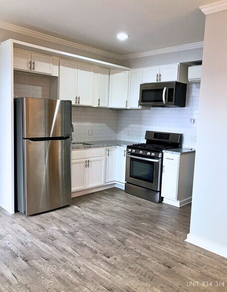 More Photos Of 832 Hilldale Ave, West Hollywood Apartments For Sale