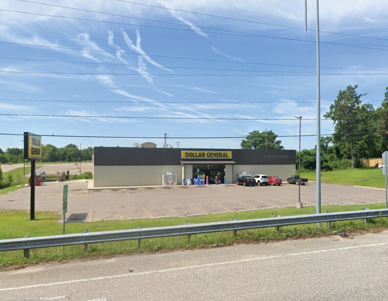 Primary Photo Of 20 Freedom Ln, Hayneville Freestanding For Sale