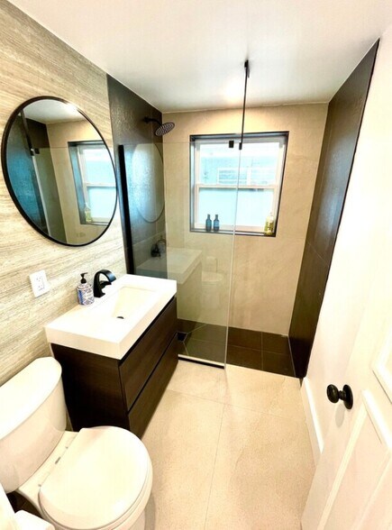 More Photos Of 1215 E Broward Blvd, Fort Lauderdale Apartments For Sale