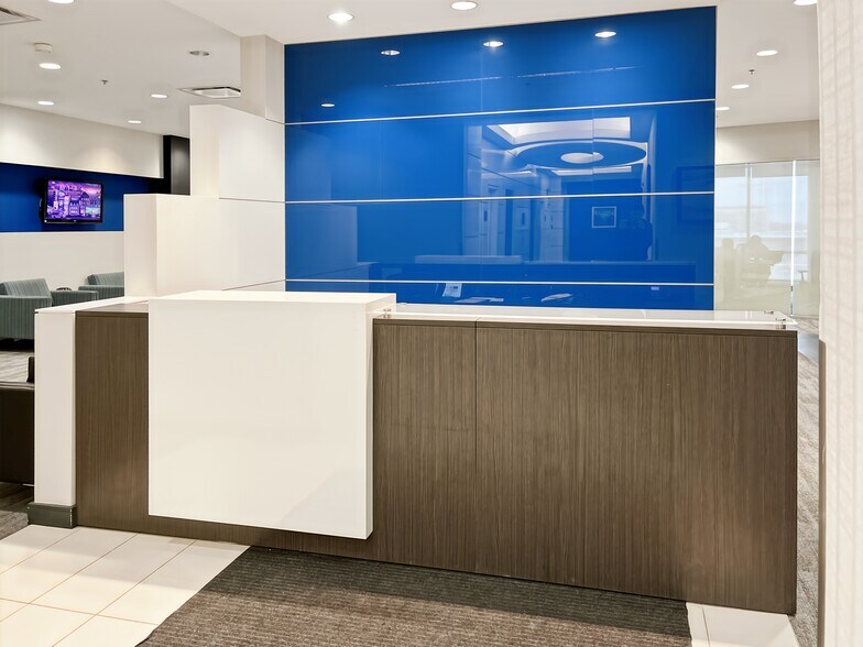 More Photos Of 6500 Rte Transcanadienne, Pointe-claire Coworking Space