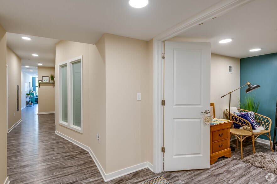 More Photos Of 133 W Pittsburgh Ave, Milwaukee Apartments For Lease