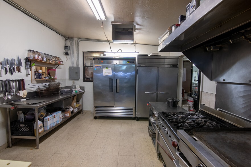 More Photos Of 4048 Porter Mountain Rd, Lakeside Restaurant For Sale