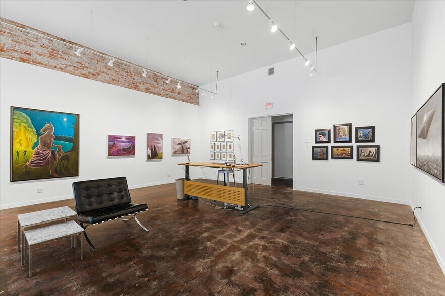 More Photos Of 511 S 1st St, Mount Vernon General Retail For Sale