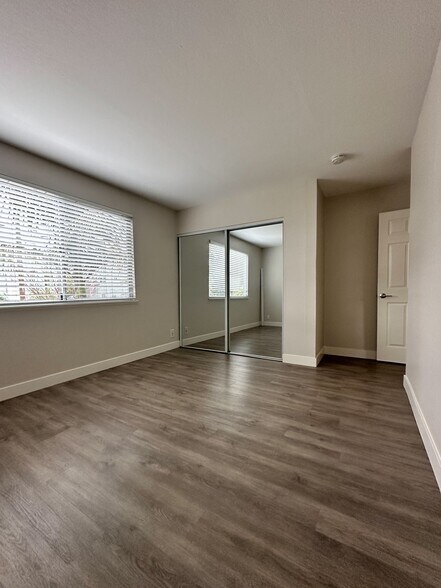 More Photos Of 1720 12th Ave, Oakland Apartments For Sale