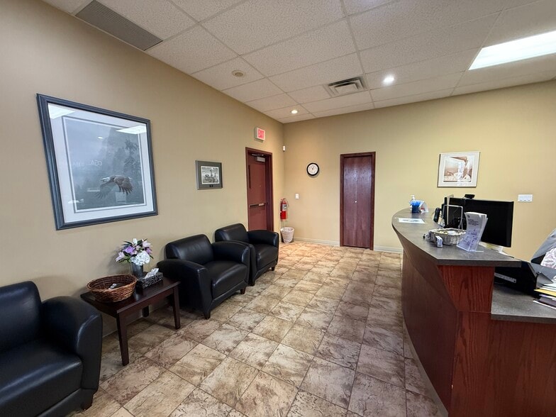 More Photos Of 5212 48 St, Red Deer Office For Sale