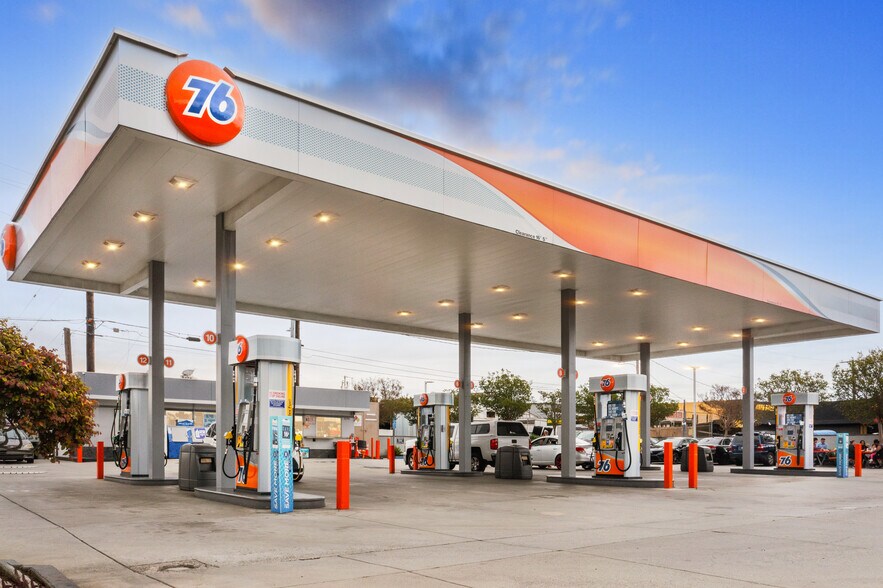 Primary Photo Of 3396 Atlantic Ave, Long Beach Service Station For Sale