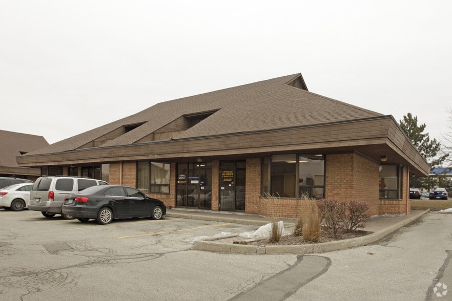 More Photos Of 5 Director Ct, Vaughan Unknown For Lease