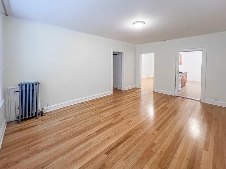 More Photos Of 5647 W Wellington Ave, Chicago Apartments For Sale