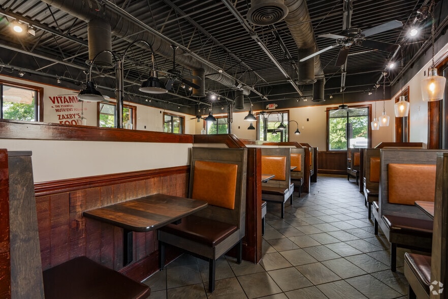 More Photos Of 1930 Sardis Rd N, Charlotte Fast Food For Sale