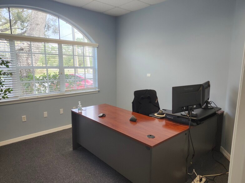 More Photos Of 1676 W Hibiscus Blvd, Melbourne Medical For Lease