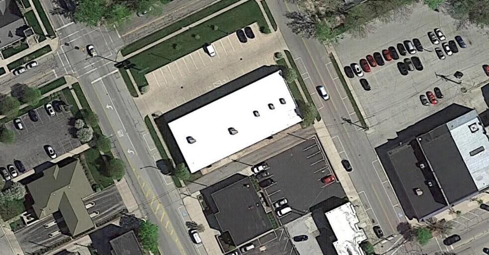 More Photos Of 201-215 W High St, Saint Marys Storefront For Lease