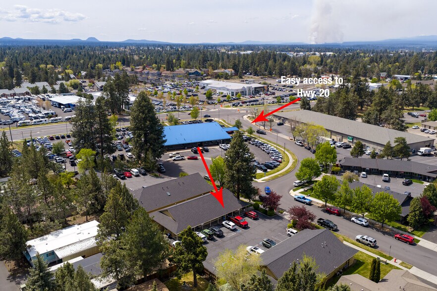 More Photos Of 600 NE Savannah Dr, Bend General Retail For Lease